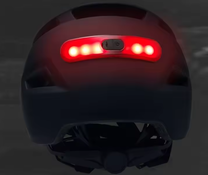 PJT Power 3.0 –  קסדה מתכווננת עם אור אחורי